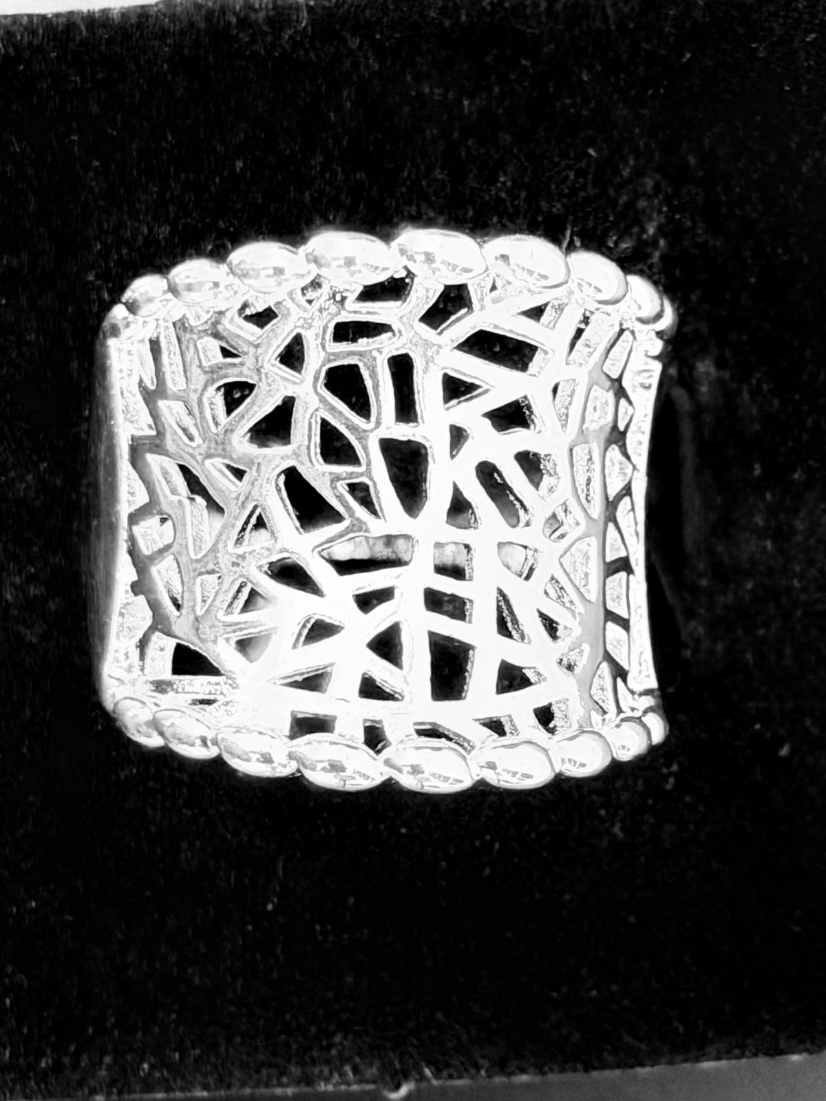 Woman’s 925 Silver Ring