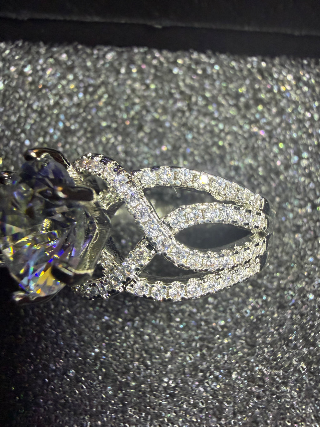 4 CT Mossonite Diamond Engagement Ring