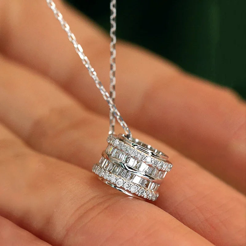 New Niche Inlaid Cubic Zirconia Necklace for Women, High-end, Simple, Luxurious, Elegant, Fashionable, Light Luxury Accessories