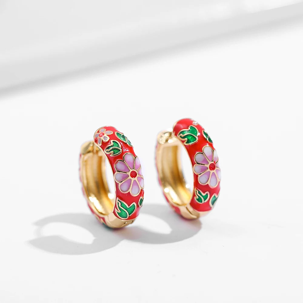 Vintage Enamel Flowers Cute Huggies Hoop Earrings for Women Classic Colorful Engraved Round Circle Ear Buckle Retro Brincos
