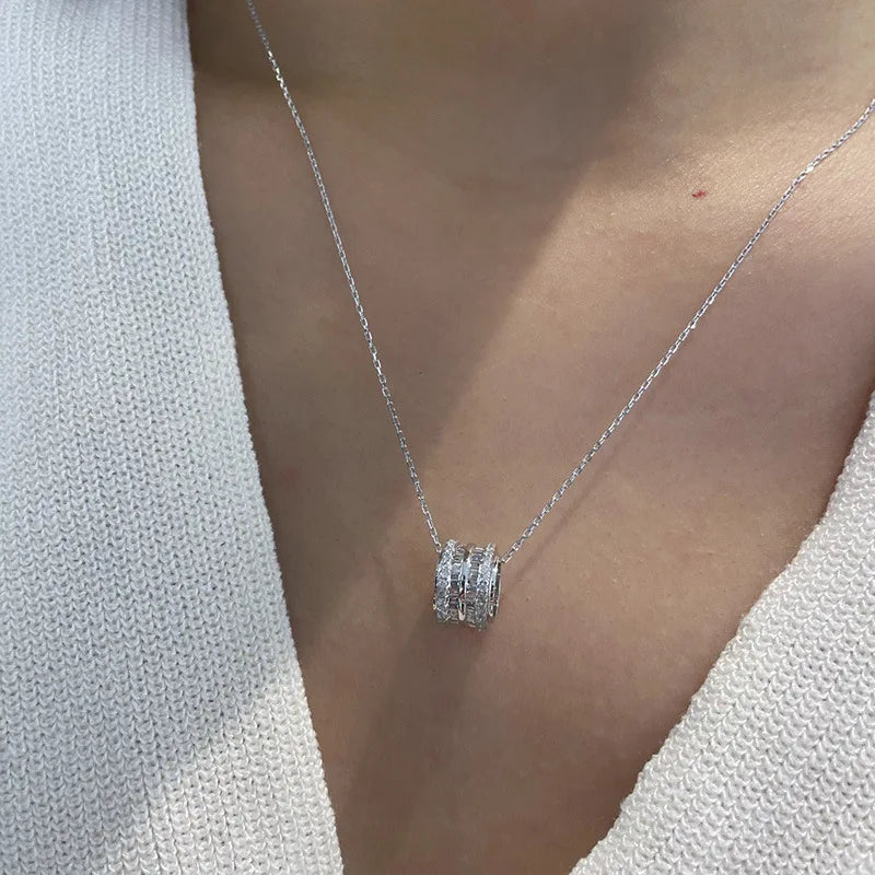 New Niche Inlaid Cubic Zirconia Necklace for Women, High-end, Simple, Luxurious, Elegant, Fashionable, Light Luxury Accessories