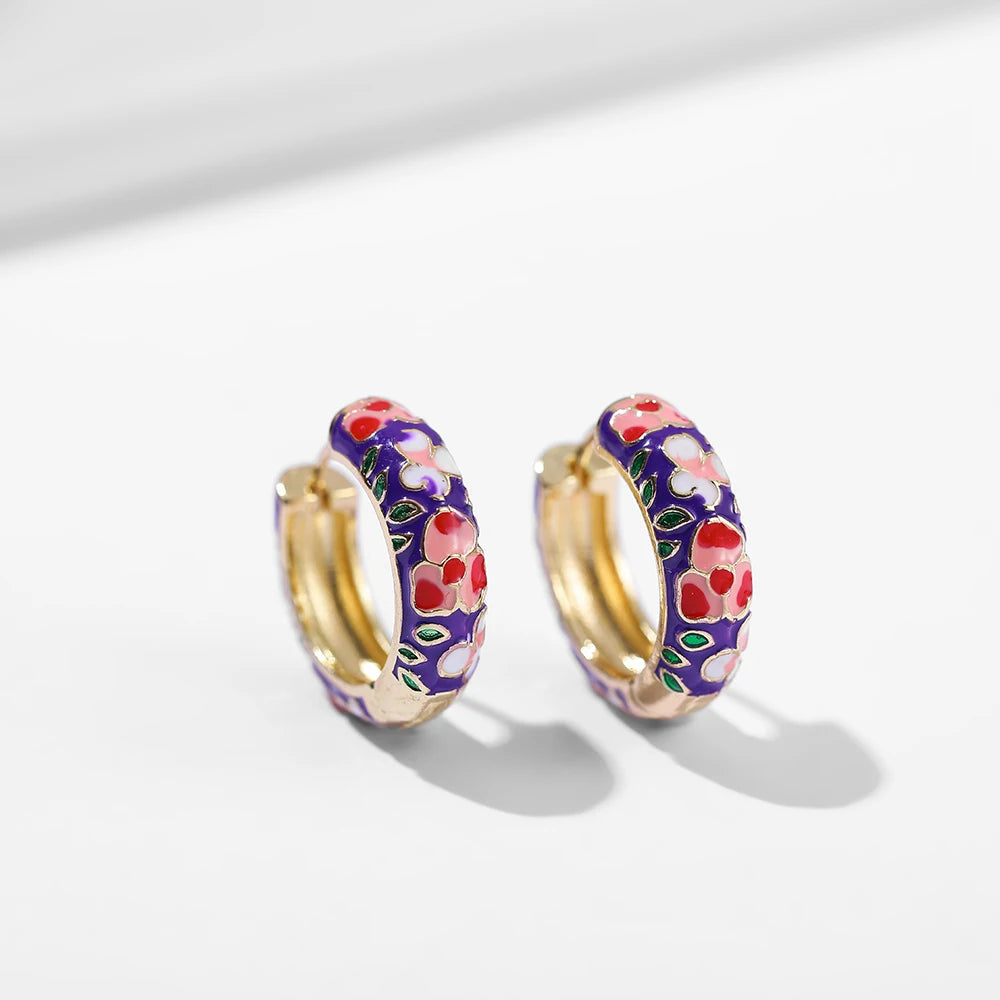 Vintage Enamel Flowers Cute Huggies Hoop Earrings for Women Classic Colorful Engraved Round Circle Ear Buckle Retro Brincos